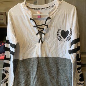 gray and white t-shirt sweatshirt